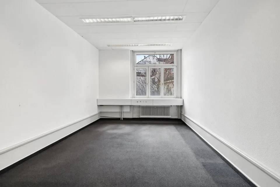 Le premier gratte-ciel de Bâle cherche de nouveaux locataires !