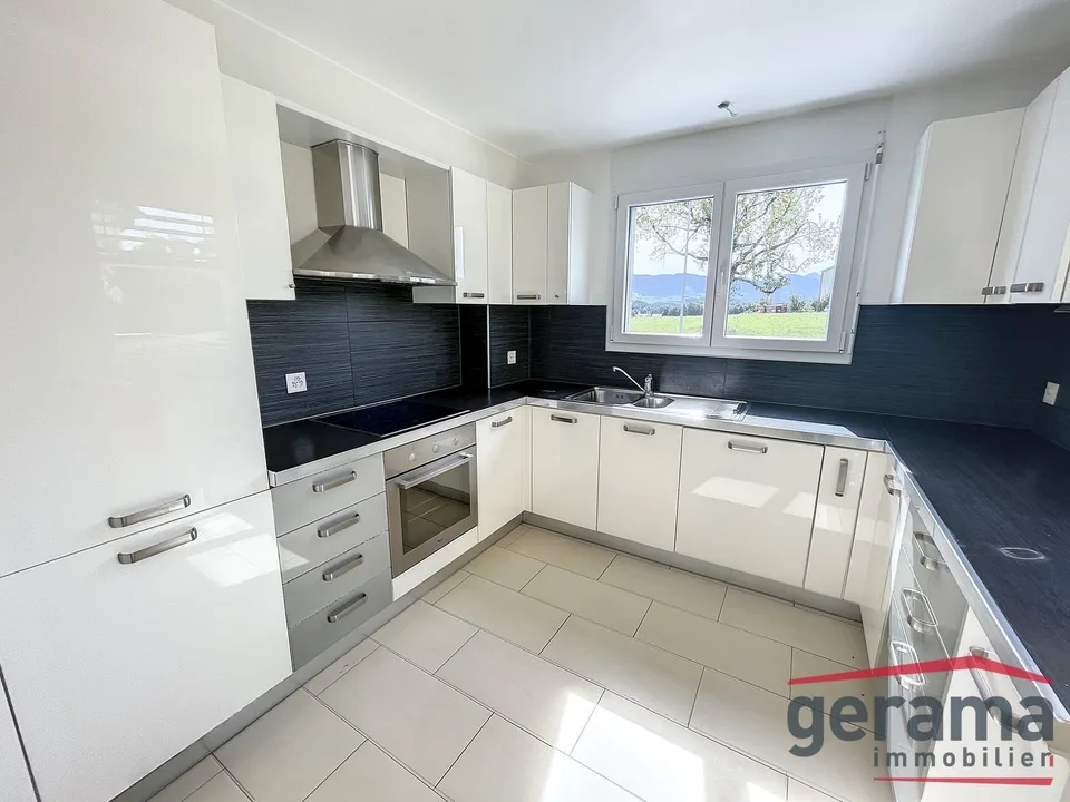 Appartement 4.5 pièces au 1er étage