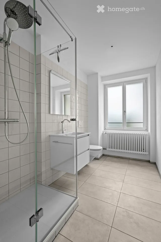 Exklusive 4- Zimmer-Wohnung im traditionsreichen Haus