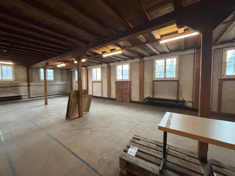 Espace de stockage de 155 m² à louer à Kradolf