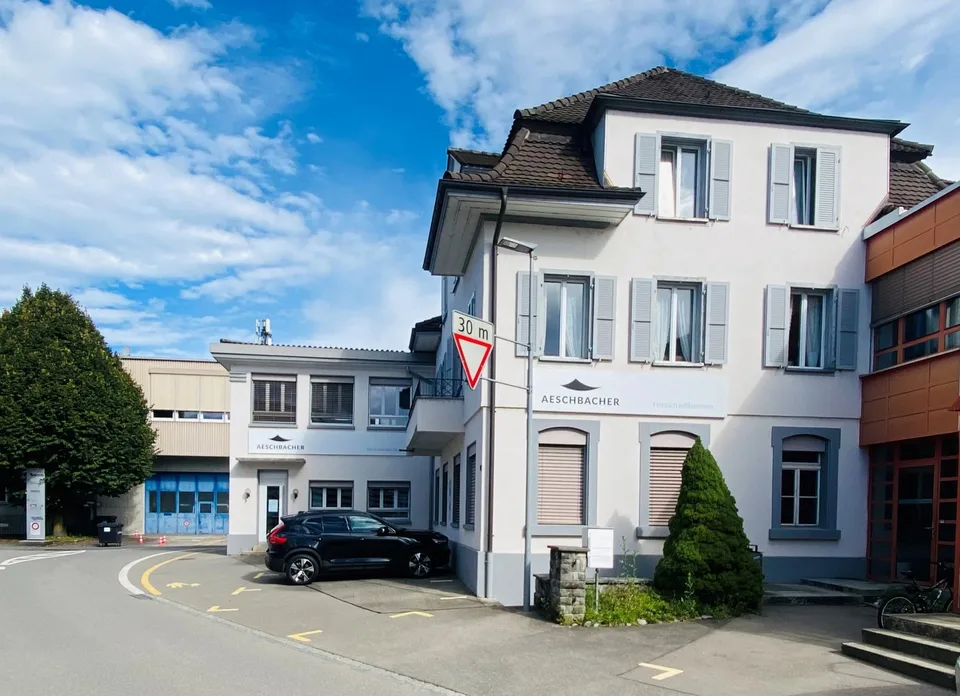 1800m2 Gewerberäumlichkeiten in zentraler Lage von Worb