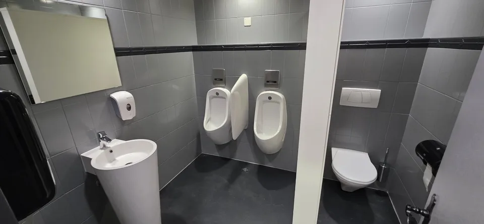 Moderner und heller Raum im Herzen von Biel