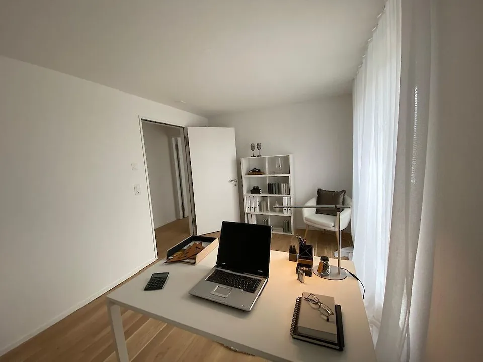Moderne 4.5-Zimmerwohnung Attika im Herzen von Plaffeien
