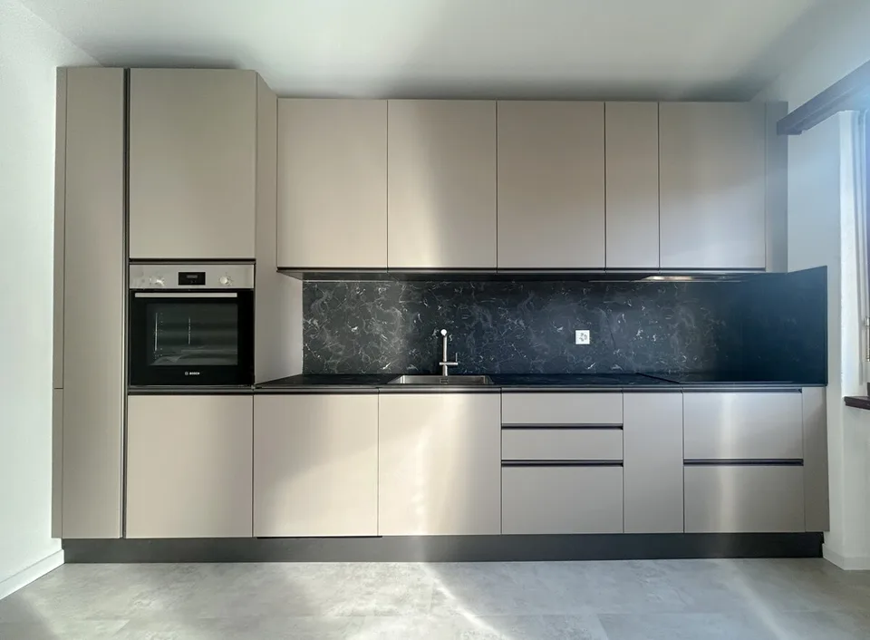 MENDRISIO  3.5 möbliert, neu mit eigener Waschmaschine