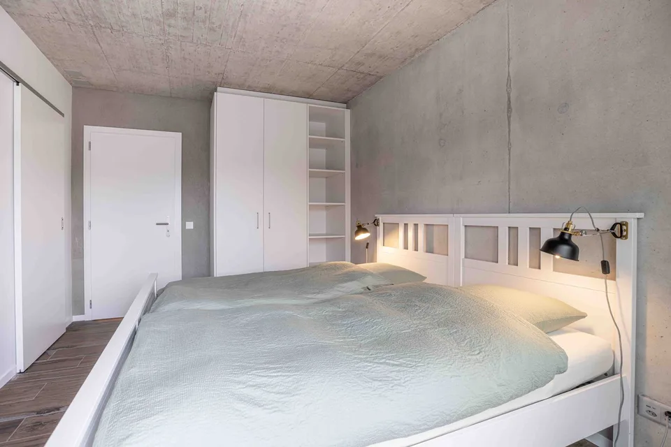 Premium Dachgeschoss-Apartment mit 2 Schlafzimmern und 36 m² Terrasse & Alpenblick – Crissier, Lausanne – Foto 6 von 9