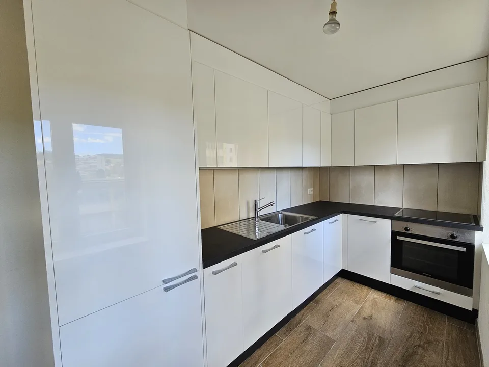 Appartamento di 2 ½ locali, 2300 La Chaux de Fonds