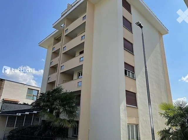 Appartement monolocal meublé avec vue sur le lac