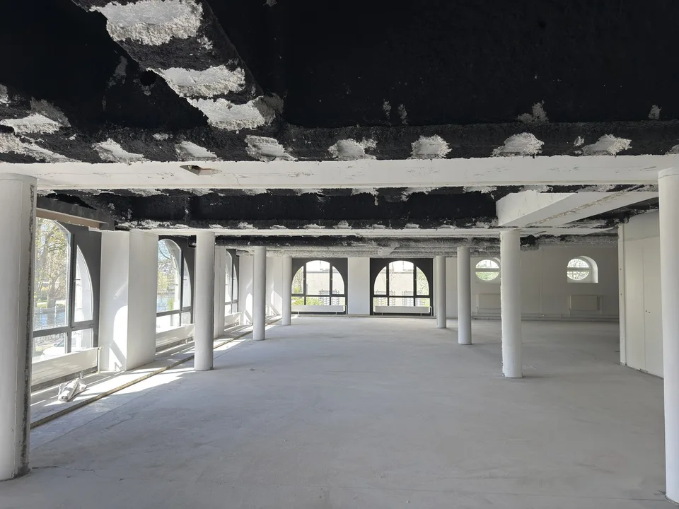 Rough construction area with design flexibility in central location