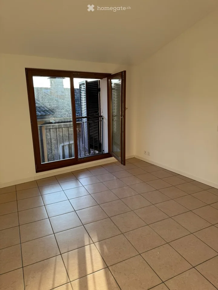 Suche Einziehender Comano