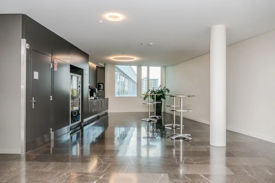 570 m2 - Prächtige Büroflächen neben Biopôle – Foto 9 von 10