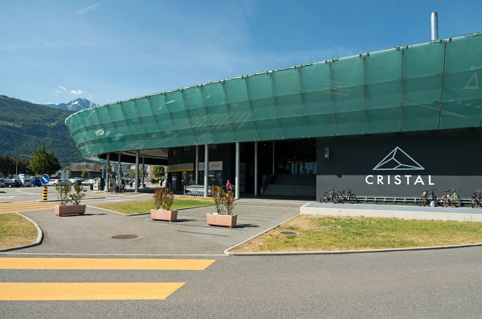AU CRISTAL ¦ VOTRE COMMERCE AU COEUR DU VALAIS