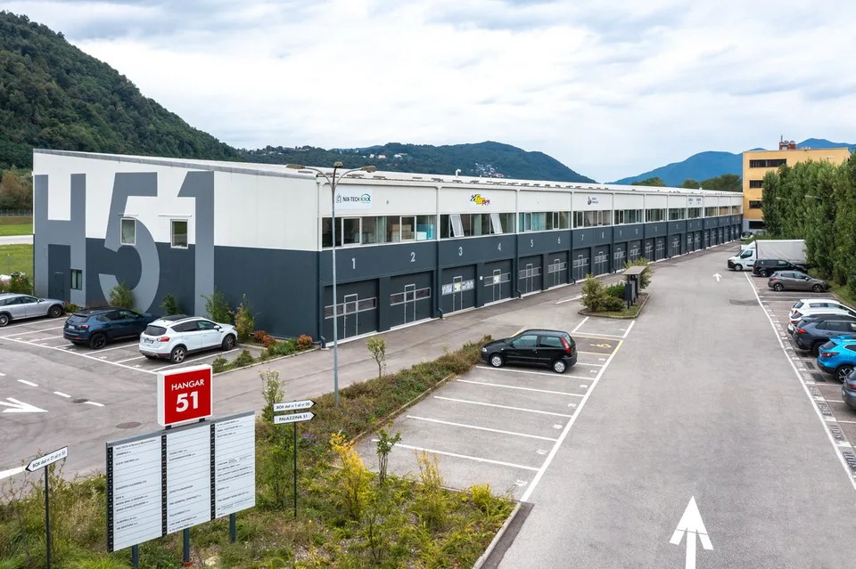 HANGAR 51 - IL BOX SU MISURA PER LA TUA ATTIVITÀ (BOX 15-16) – foto 14 di 17