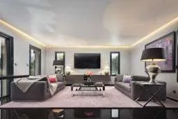 ECCEZIONALE TENUTA SUPER CANNES – photo 11 sur 12
