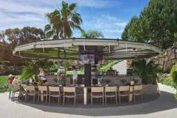 ECCEZIONALE TENUTA SUPER CANNES – photo 6 sur 12