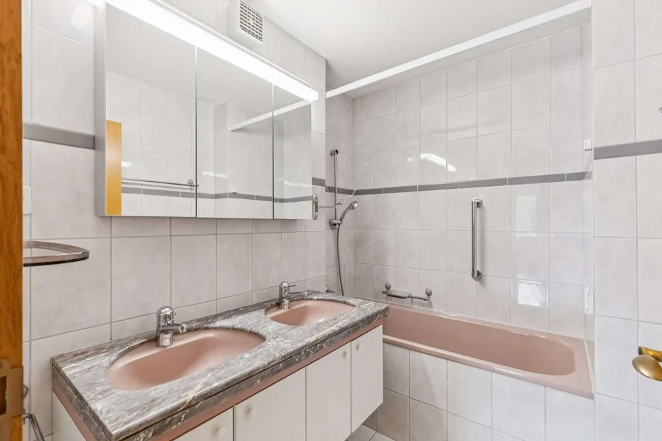 Appartement en propriété de 4,5 pièces dans un quartier familial – photo 7 sur 12