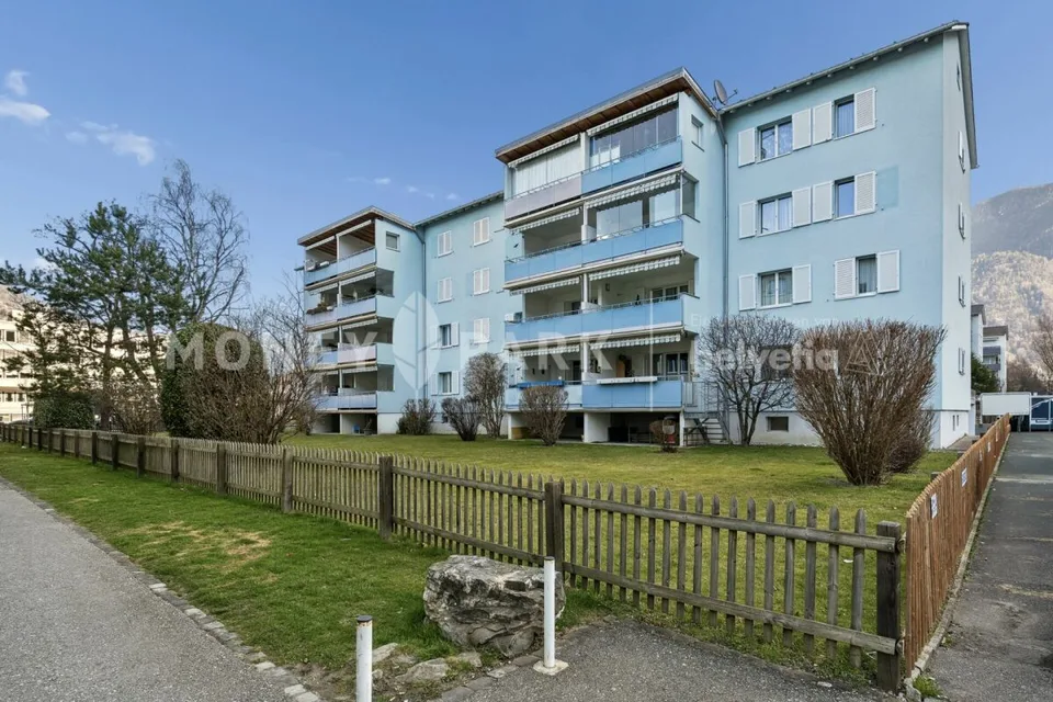 Grosszügige Wohnung mit zwei Balkonen und viel Wohnkomfort in Chur.