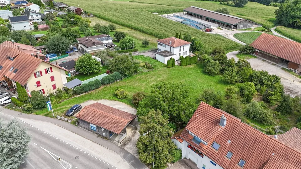 Bauland mit Projektmöglichkeit (1'274 m²)