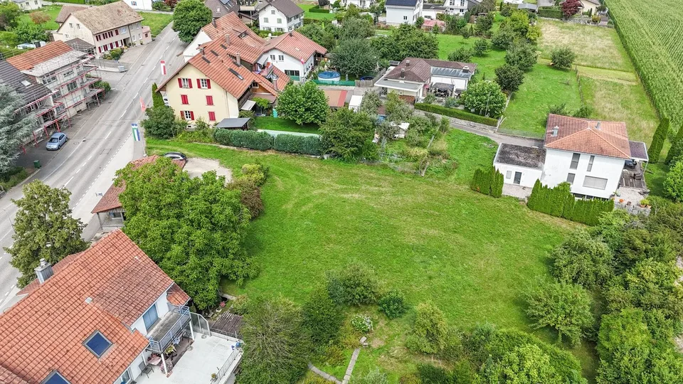 Bauland mit Projektmöglichkeit (1'274 m²)