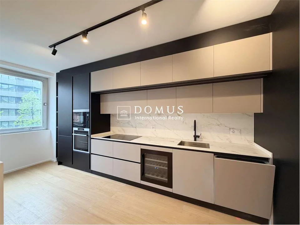 Cassarate: elegantes Appartement mit Renovierung