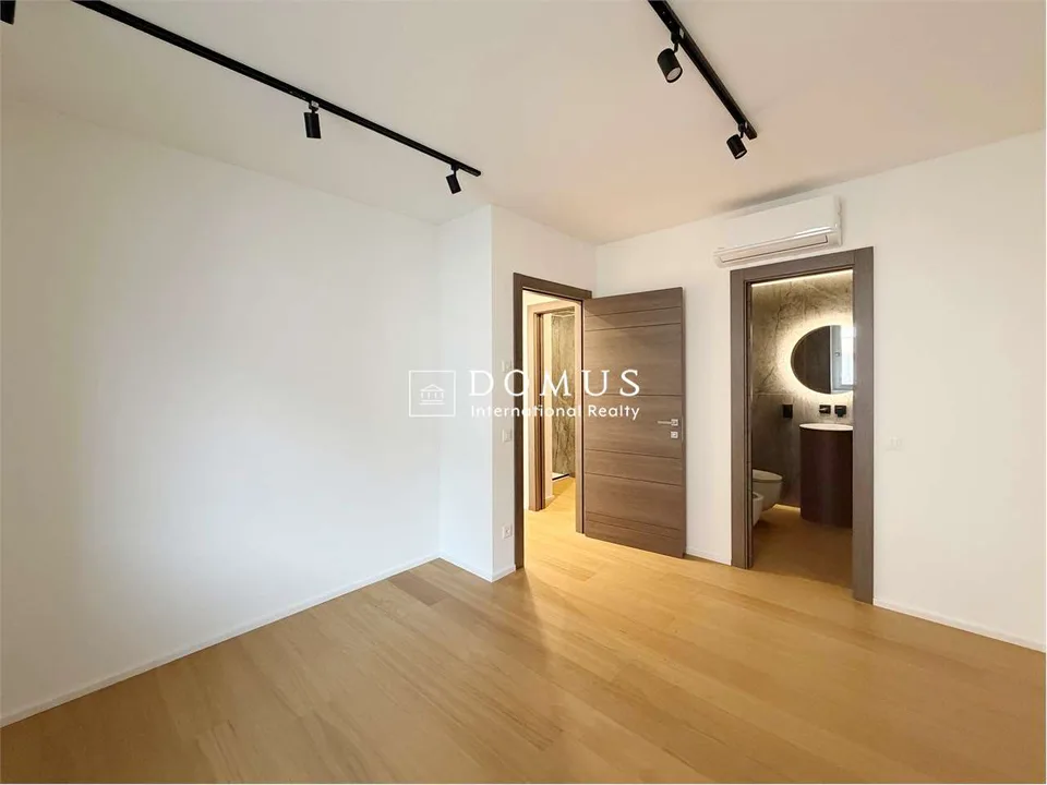 Cassarate: elegantes Appartement mit Renovierung