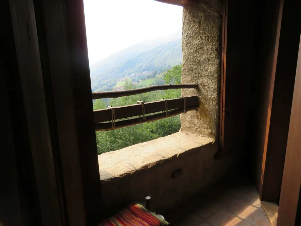 NUOVO PREZZO - RUSTICO CON GIARDINO