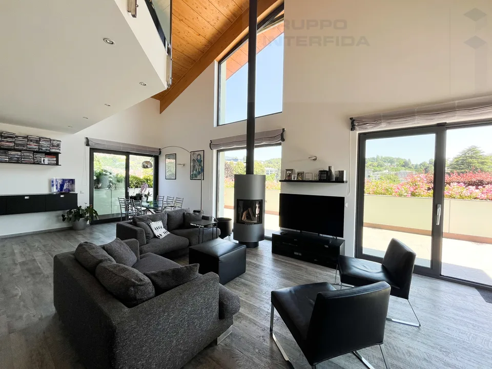 MODERNO ATTICO DUPLEX