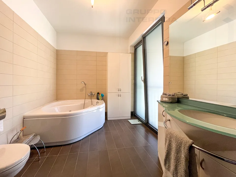 MODERNO ATTICO DUPLEX – foto 8 di 12