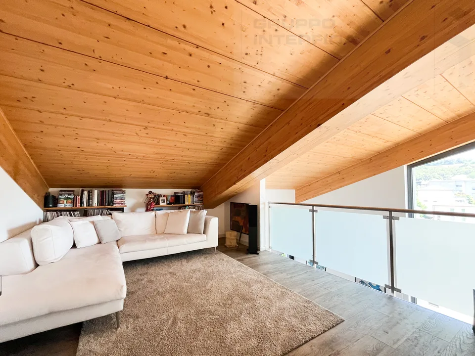 MODERNO ATTICO DUPLEX – foto 10 di 12
