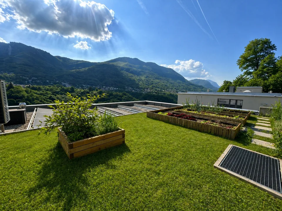 Elegante Casa Bifamiliare – Moderna, Silenziosa e con Vista sulle Montagne – Foto 7 von 23