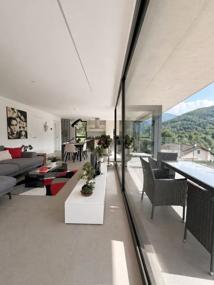 Elegante Casa Bifamiliare – Moderna, Silenziosa e con Vista sulle Montagne – Foto 16 von 23