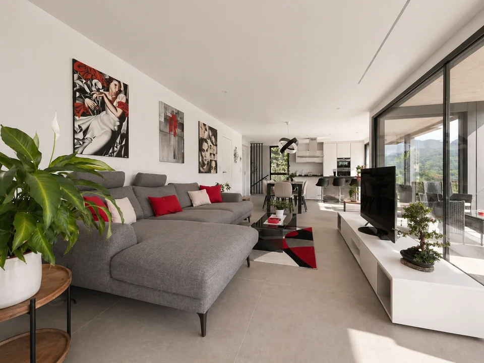 Elegante Casa Bifamiliare – Moderna, Silenziosa e con Vista sulle Montagne – Foto 11 von 23