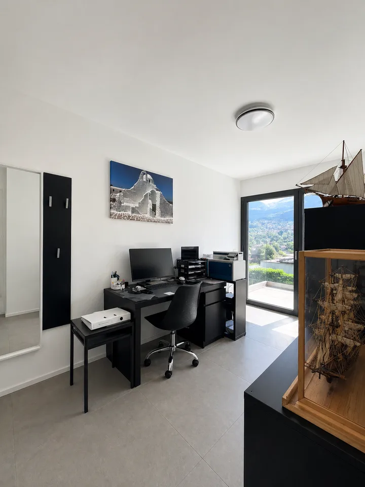 Elegante Casa Bifamiliare – Moderna, Silenziosa e con Vista sulle Montagne – Foto 12 von 23