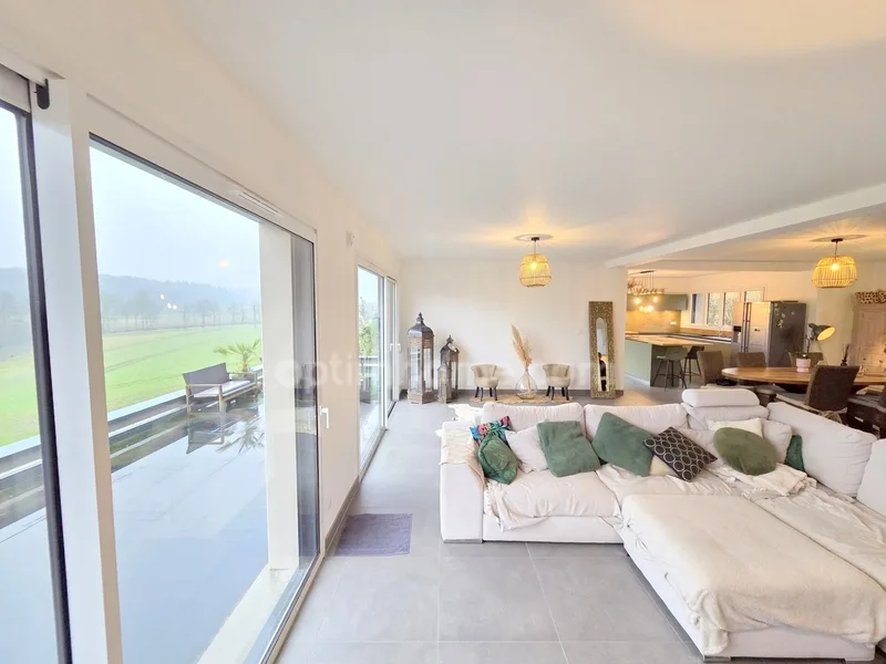 Neues Haus zum Verkauf!! 3 Schlafzimmer + ein Elternsuite im Erdgeschoss – Foto 10 von 13