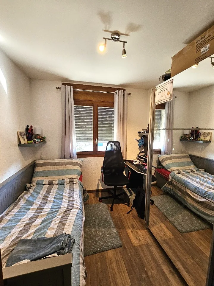 Belle opportunité ! À VENDRE, un bel appartement de 4 pièces 1/2, au centre du village, à Saxon ! – photo 11 sur 18