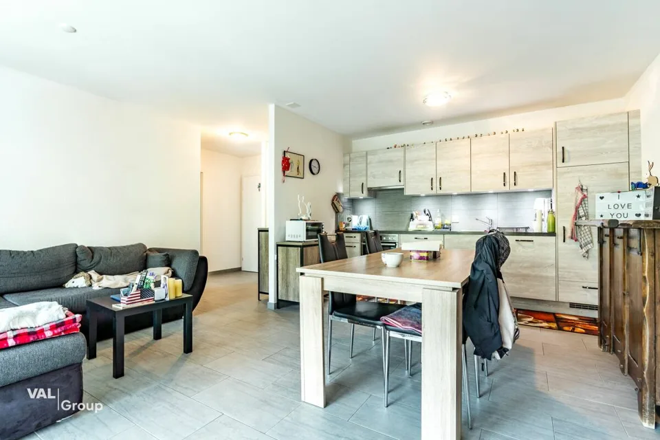 Helles 2.5-Zimmer-Wohnung mit geräumiger Loggia in bevorzugter Umgebung