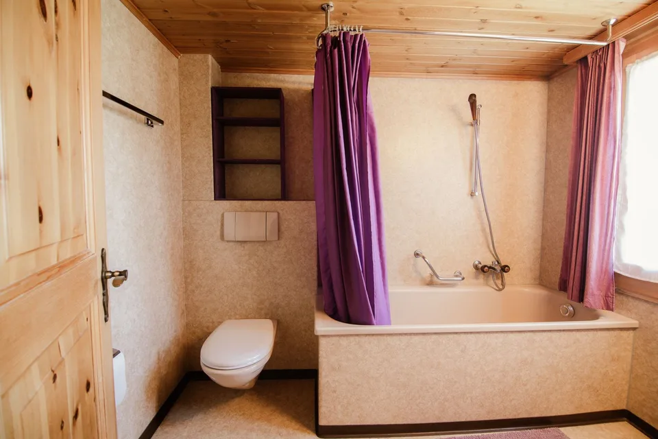 Zentral gelegenes MFH mit 4 Wohnungen – Foto 6 von 13