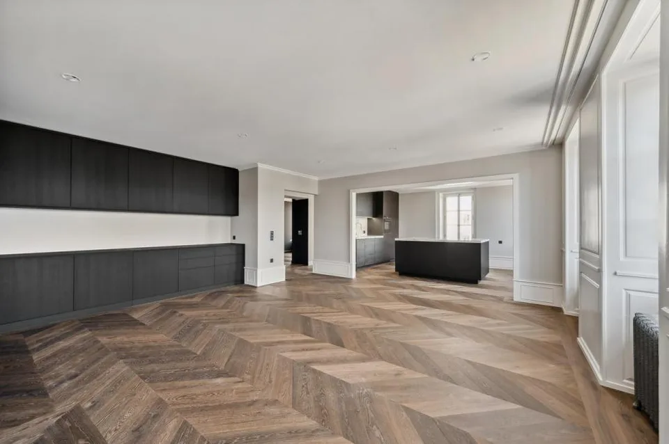 Charaktervolle Wohnung im Herzen von Rolle