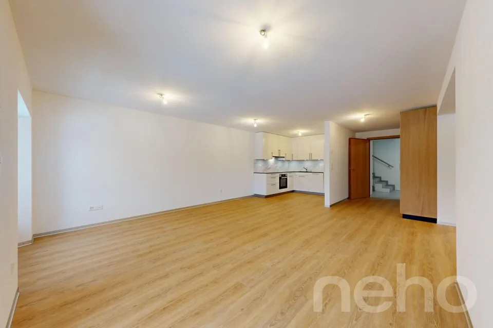 Superbe appartement de 3.5p orienté sud-ouest dans bâtiment historique – Foto 15 von 21