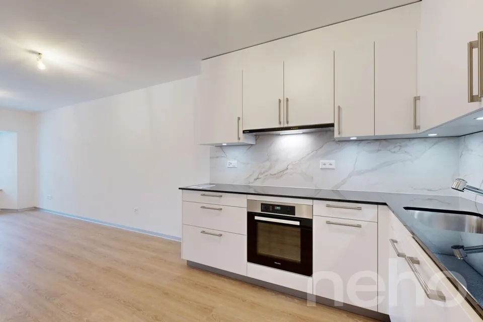 Superbe appartement de 3.5p orienté sud-ouest dans bâtiment historique – Foto 16 von 21