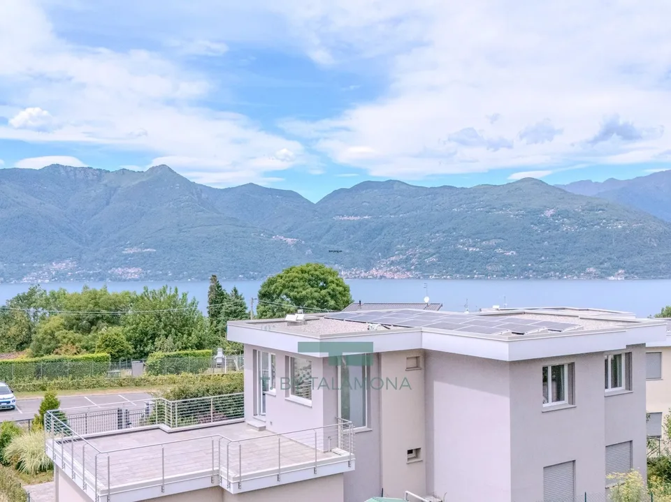 Moderne Wohnung mit Terrasse und Panoramablick in einer eleganten Wohnanlage