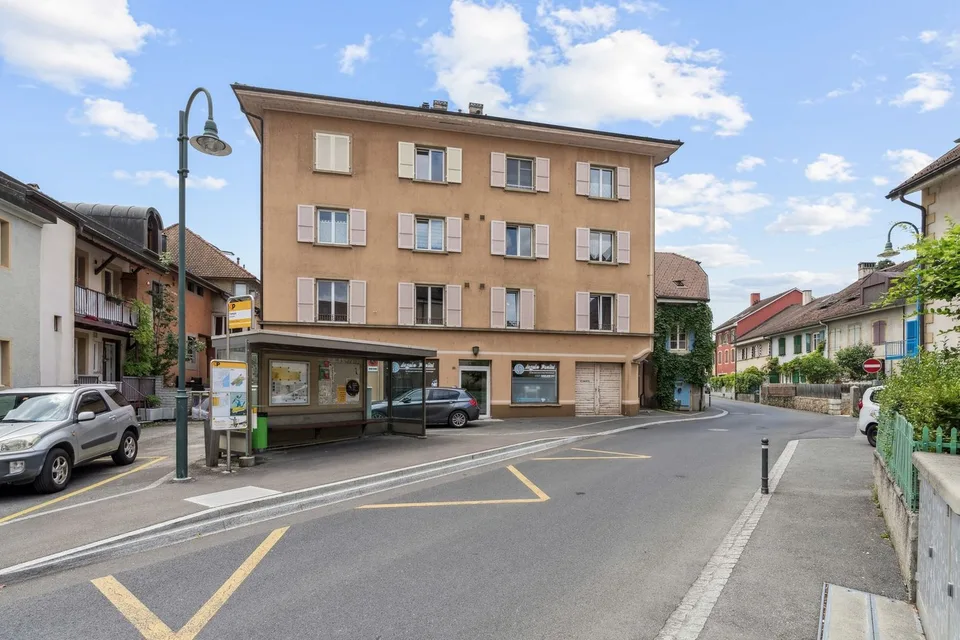 Helles 3.5-Zimmer-Wohnung renoviert im Herzen des Dorfes – Foto 8 von 8