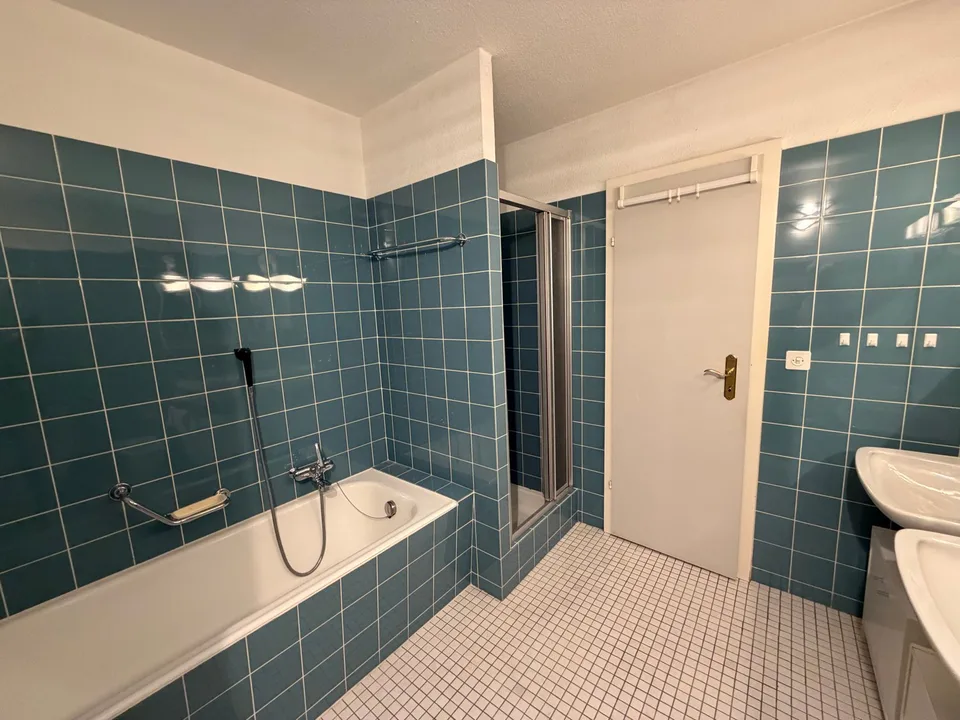 Affascinante appartamento di 5 locali con balcone e vista panoramica ad Altdorf – foto 13 di 14