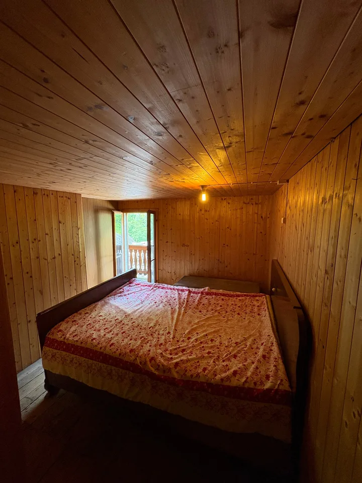 Bergbauernhof und Stall, mit Parkplatz, in Rossa, Graubünden – Foto 17 von 26