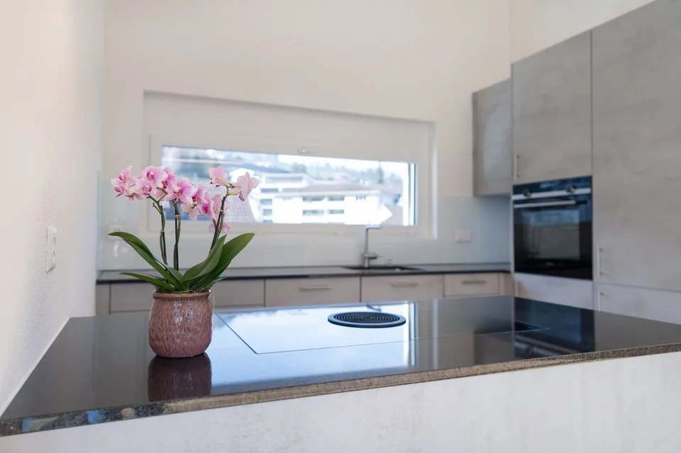 Neubau: Exklusive 5.5-Zimmer-Attikawohnung in Hergiswil – Neubau mit Bergblick