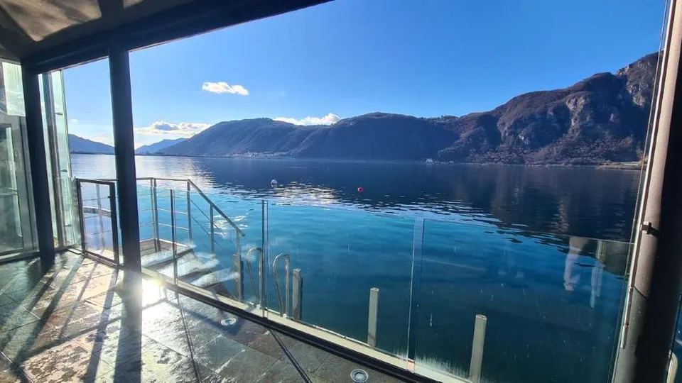 EXKLUSIV IN CAMPIONE D'ITALIEN: 4,5-Zimmer-Wohnung MIT SEEBLICK