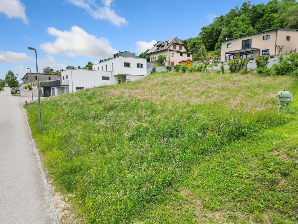 Terrain à bâtir dans un quartier résidentiel de Chevenez – photo 11 sur 12