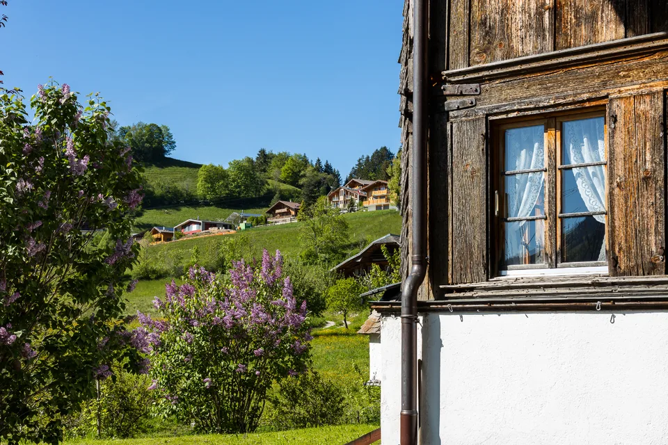 Charmantes Dorfhaus mit bezauberndem Garten