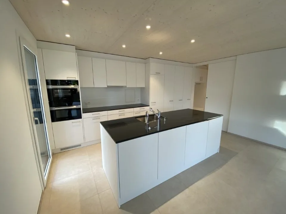 Reserviert Neu Erstbezug 5.5 Einfamilenhaus mit Garten rund ums Haus – Foto 8 von 16