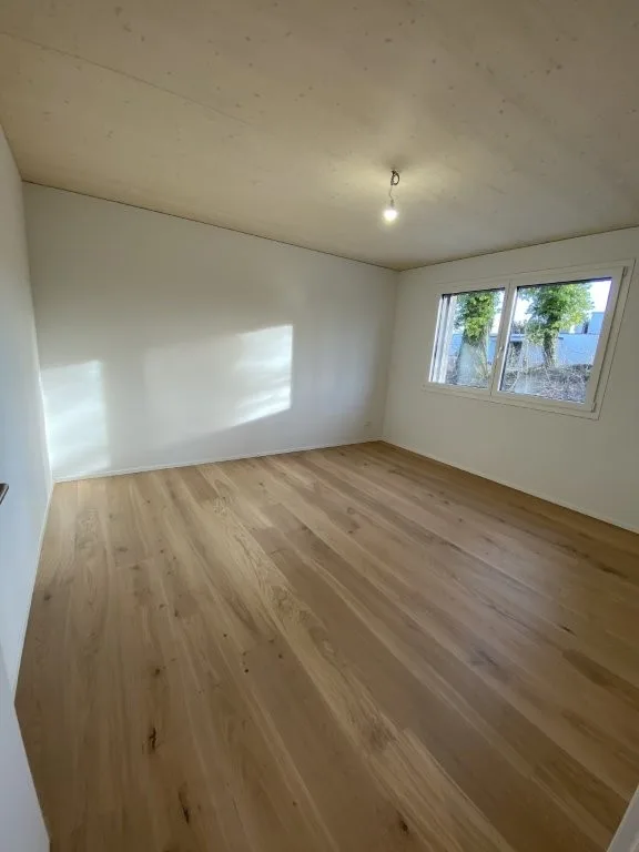 Reserviert Neu Erstbezug 5.5 Einfamilenhaus mit Garten rund ums Haus – Foto 12 von 16