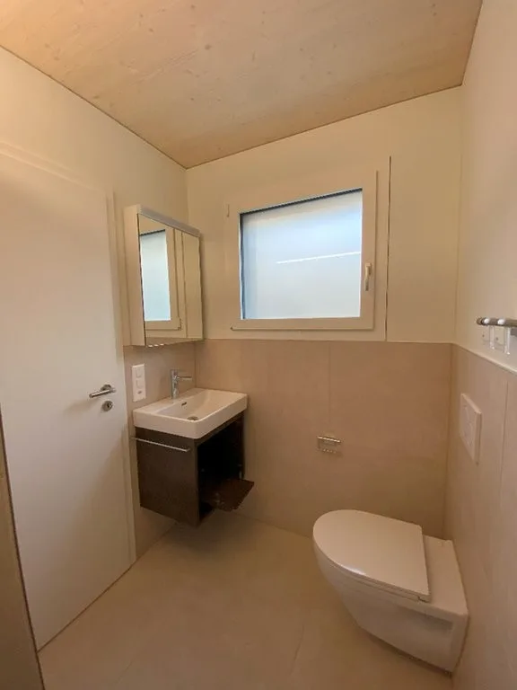 Reserviert Neu Erstbezug 5.5 Einfamilenhaus mit Garten rund ums Haus – Foto 10 von 16